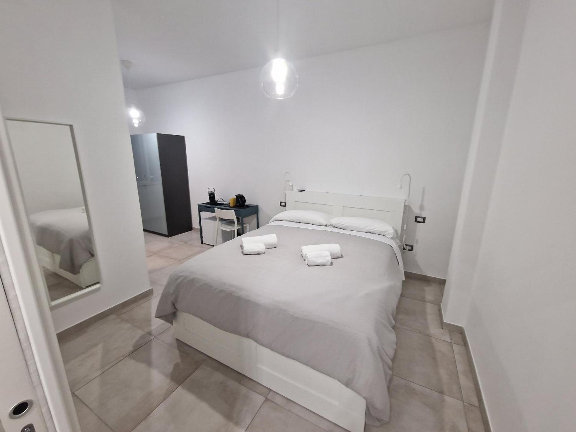 Neapolitan Skyscraper Suites מראה חיצוני תמונה